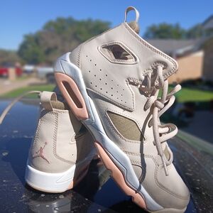 Jordan Kids Beige and Pink Sneakers